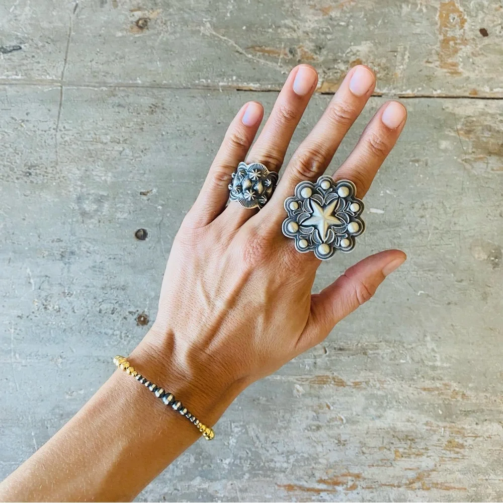 ♥️ Native Strung ♥️ Sterling Silver & 18k Gold Plated Machine Pearls Bracelet - Picture 2 of 11